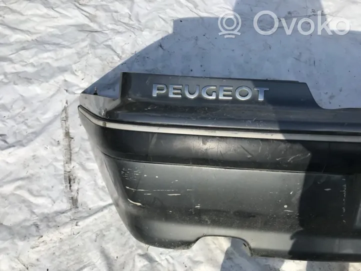 Peugeot 406 Enjoliveur de pare-chocs arrière 