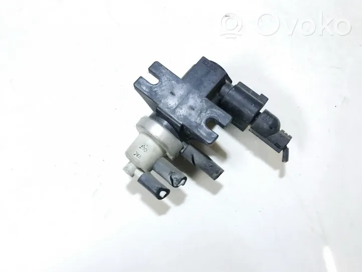 Volkswagen Bora Turboahtimen magneettiventtiili 1j0906627