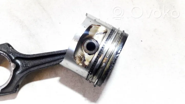 Opel Corsa B Piston with connecting rod 