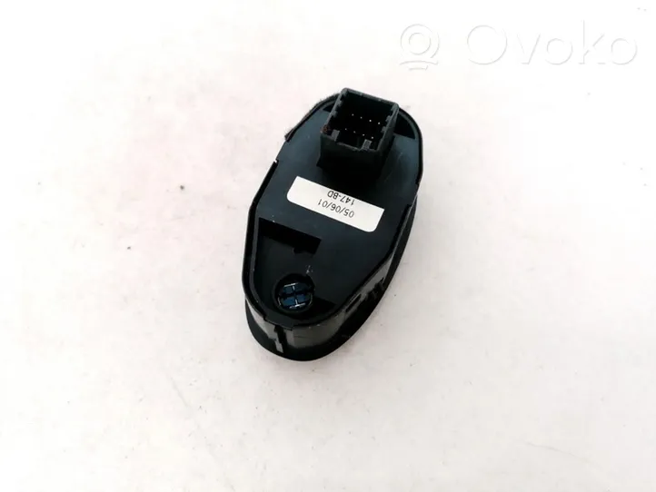Jaguar S-Type Hazard light switch 147BD