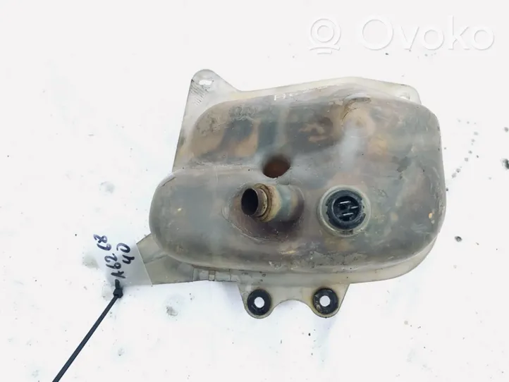 Audi 80 90 B3 Vase d'expansion / réservoir de liquide de refroidissement 893121403