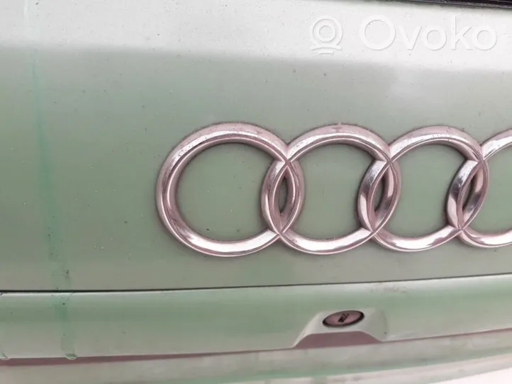 Audi A4 S4 B5 8D Logo, emblème, badge 