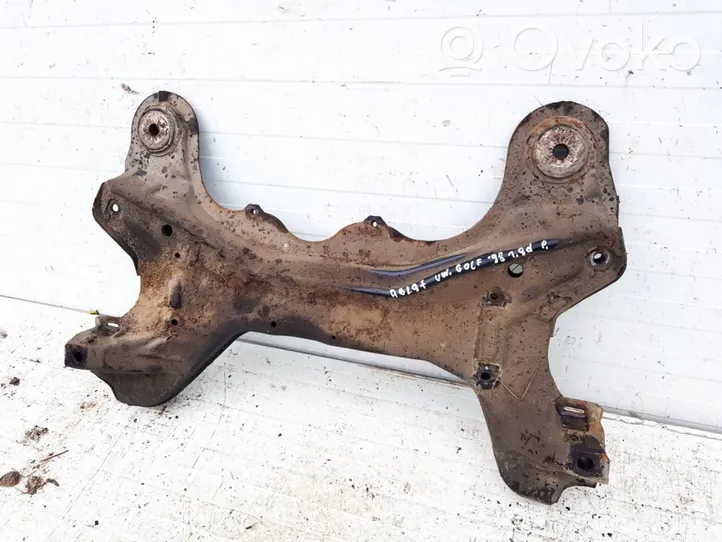 Volkswagen Golf IV Front subframe 