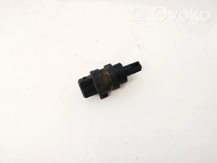 Volkswagen Golf III Sensore della temperatura dell’aria aspirata 028906081