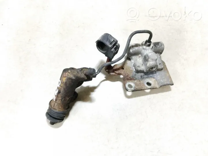 Toyota Corolla E120 E130 Główny cylinder sprzęgła 