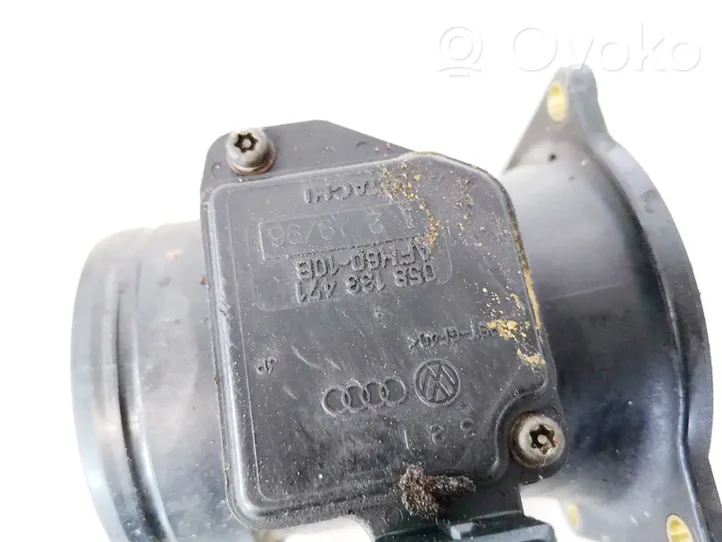 Audi A4 S4 B5 8D Przepływomierz masowy powietrza MAF 058133471