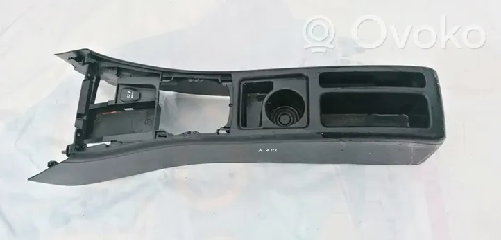 Mercedes-Benz A W169 Inne części wnętrza samochodu A1696800350