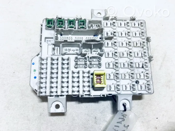 Mitsubishi Colt Drošinātāju kaste (komplekts) 8637a020