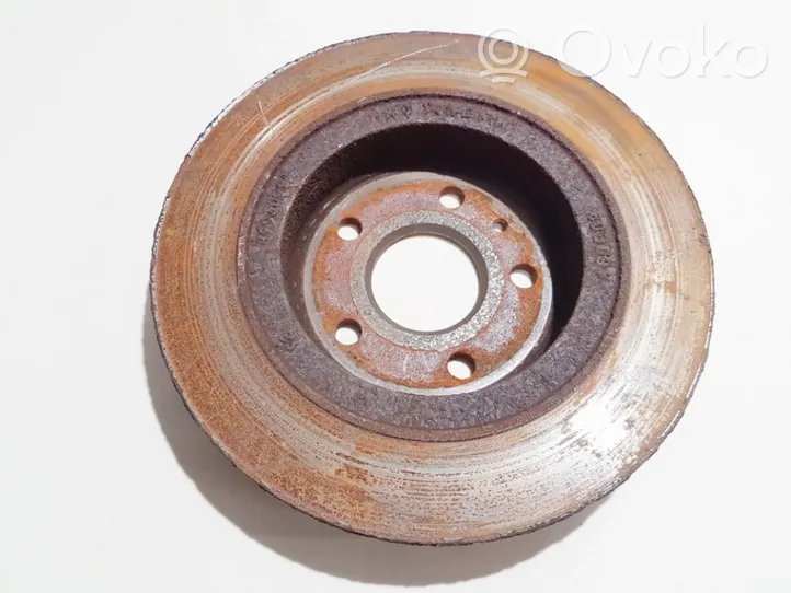 Opel Astra J Rear brake disc neventiuojamas