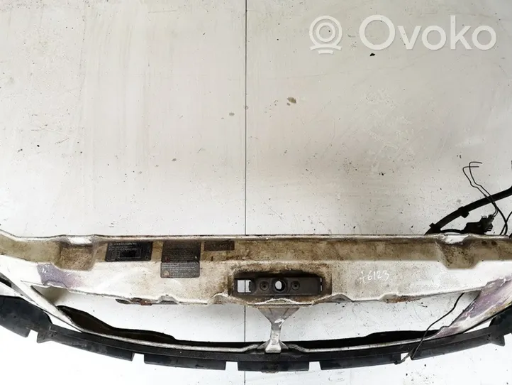 Volkswagen II LT Support de radiateur sur cadre face avant 