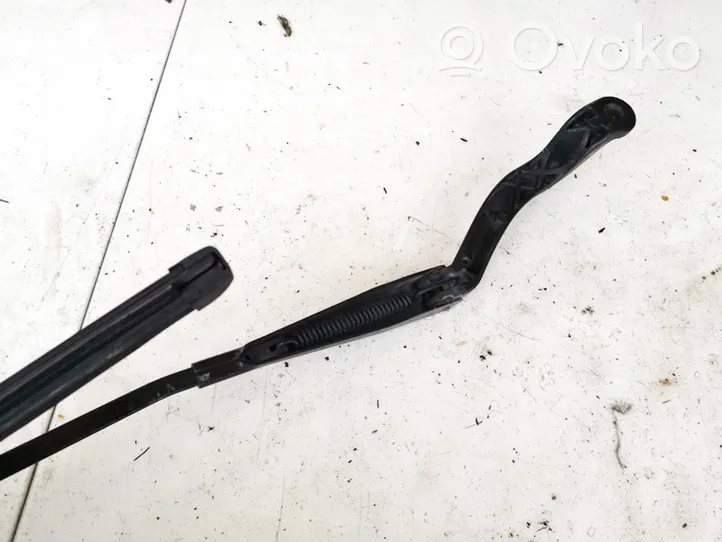 Ford S-MAX Front wiper blade arm 6m2117526ab