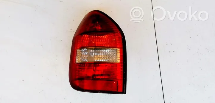 Opel Zafira A Aizmugurējais lukturis virsbūvē 62280