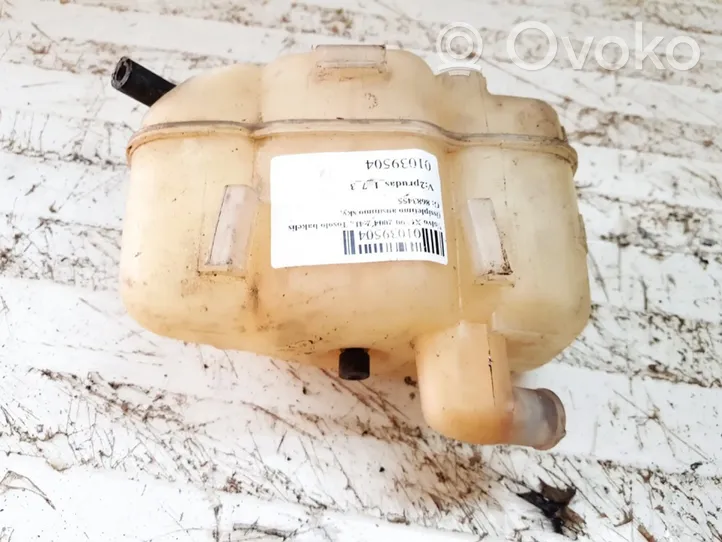 Volvo XC90 Vase d'expansion / réservoir de liquide de refroidissement 8683455