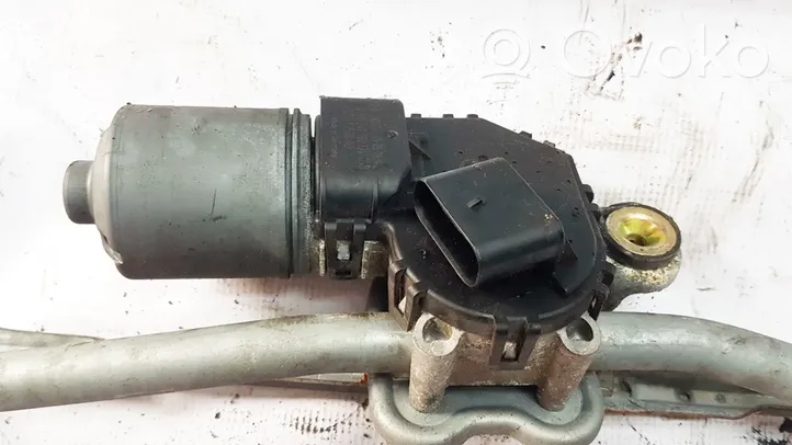 Ford Mondeo Mk III Moteur d'essuie-glace 1S7117508AD