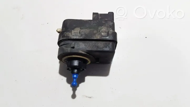 Opel Vectra C Headlight level adjustment motor 