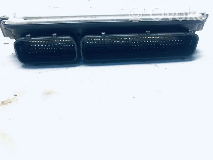 Toyota Avensis T270 Sterownik / Moduł ECU 8966105F50