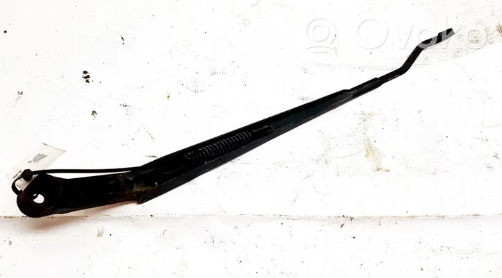 Toyota Yaris Verso Front wiper blade arm 