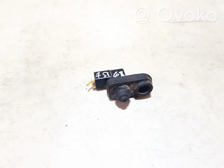 Mitsubishi Outlander Front door sensor 