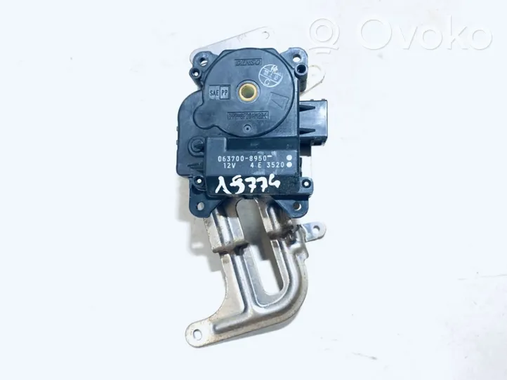 Honda Element Air flap motor/actuator 0637008950