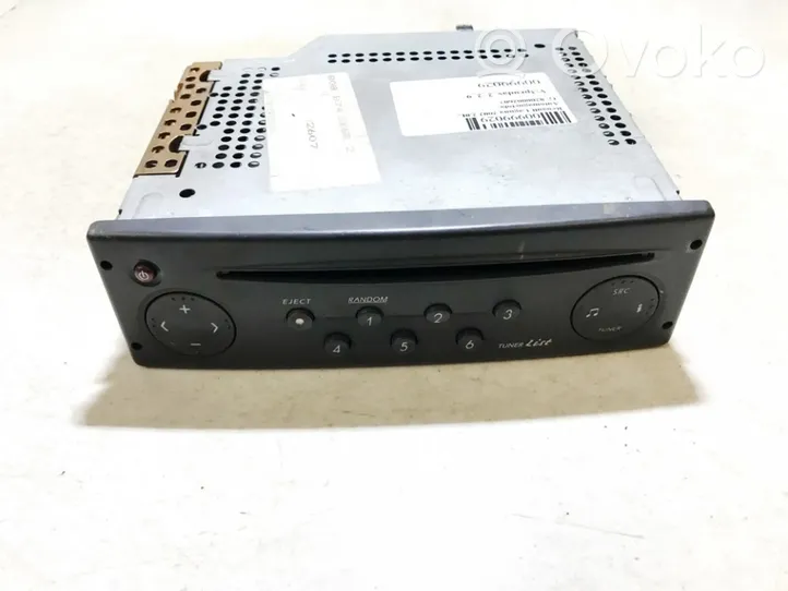 Renault Laguna II Unité principale radio / CD / DVD / GPS 8200002607