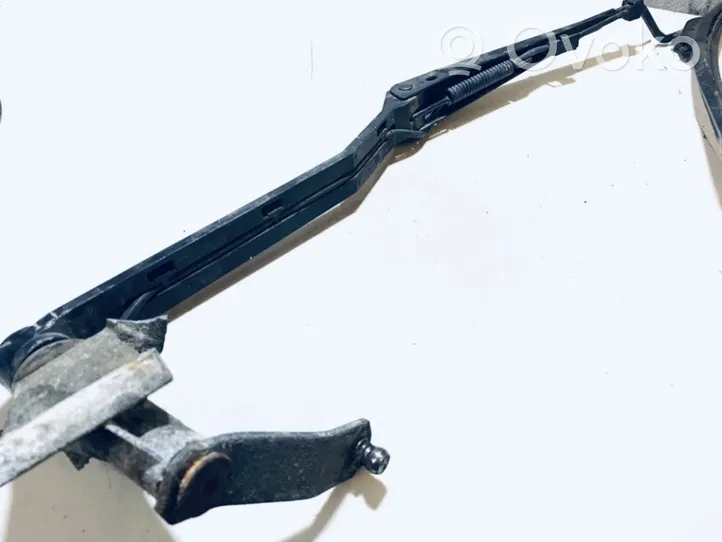 Opel Sintra Front wiper blade arm 89813564