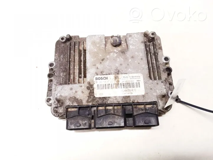 Nissan Primera Calculateur moteur ECU 8200305678