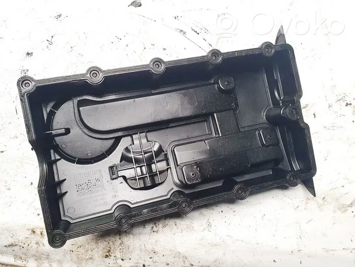 Volkswagen PASSAT B6 Rocker cam cover 03g103475