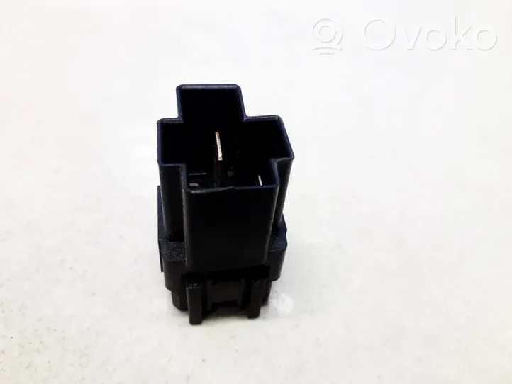 Nissan Almera Tino Other relay 252309F915