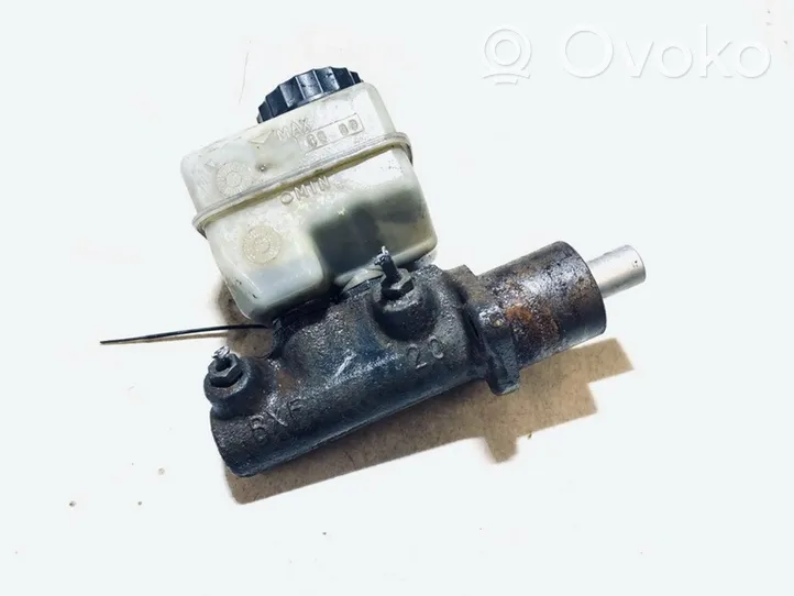 Volkswagen Golf II Maître-cylindre de frein 191611307