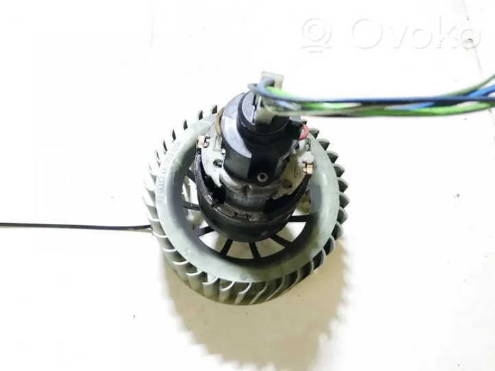 Audi A6 S6 C4 4A Ventola riscaldamento/ventilatore abitacolo 0130111162