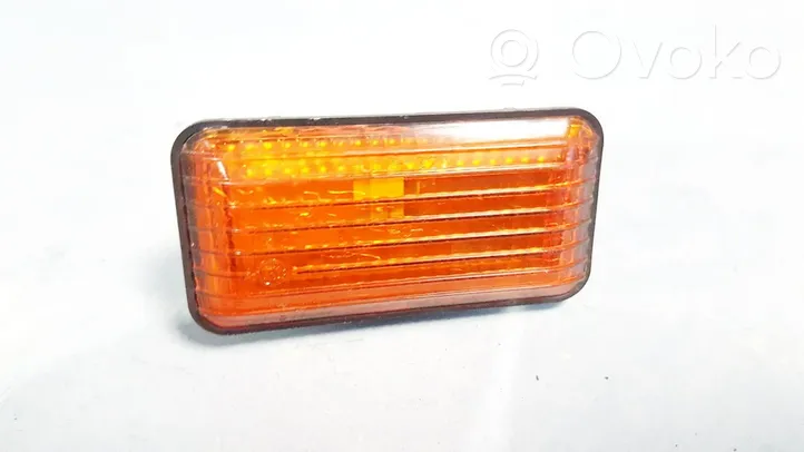 Volkswagen PASSAT B3 Front fender indicator light 357949117