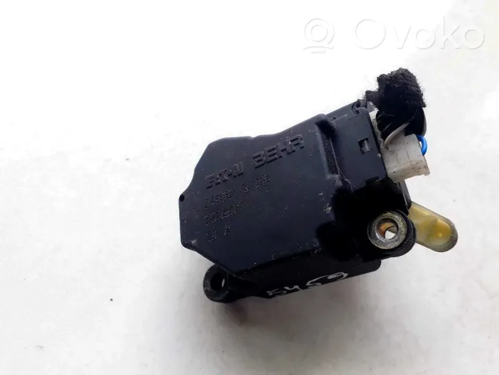 Volvo S60 Moteur / actionneur de volet de climatisation 74932DMR