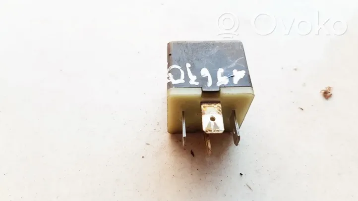 Audi 100 S4 C4 Other relay 431951253