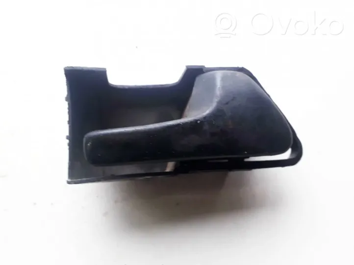 Volkswagen Golf III Rear door interior handle 1H0837142