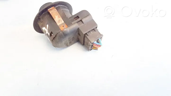 Ford Focus Przycisk regulacji lusterek bocznych 93bg17b676ba