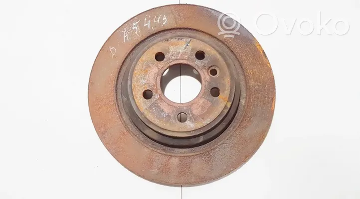 Volvo V70 Rear brake disc neventiliuojamas