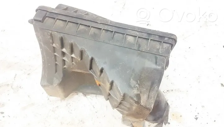 Opel Astra G Air filter box 90531002