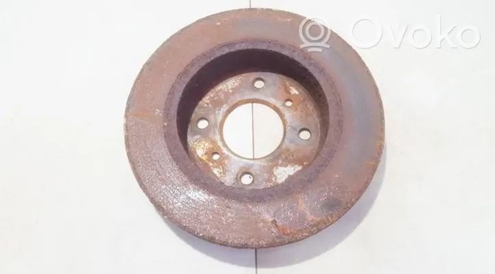 Nissan Almera N16 Disque de frein arrière neventiliuojamas