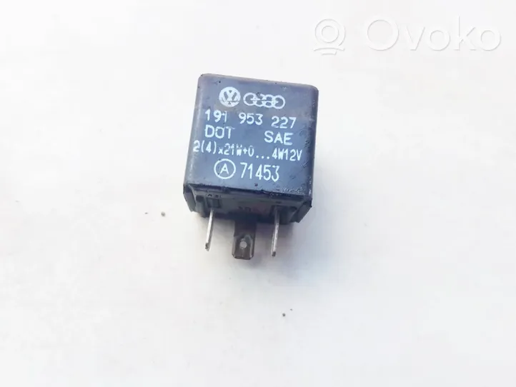 Opel Vectra B Other relay 90532634