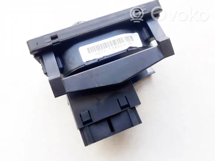 Ford Mondeo Mk III Light switch 1s7t13a024bd