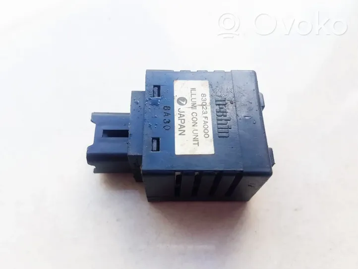 Subaru Forester SF Otras unidades de control/módulos 83023FA000