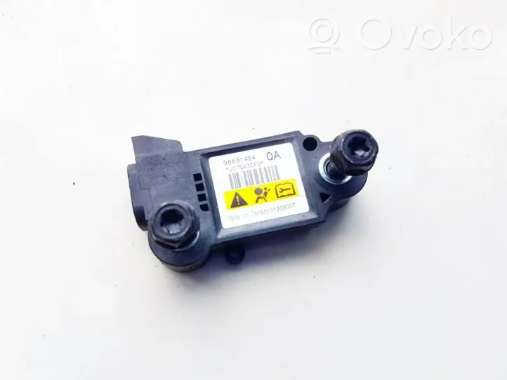 Opel Antara Sensore d’urto/d'impatto apertura airbag 96631484
