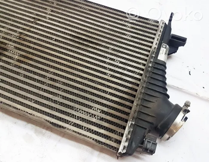 Opel Insignia A Starpdzesētāja radiators 13241751