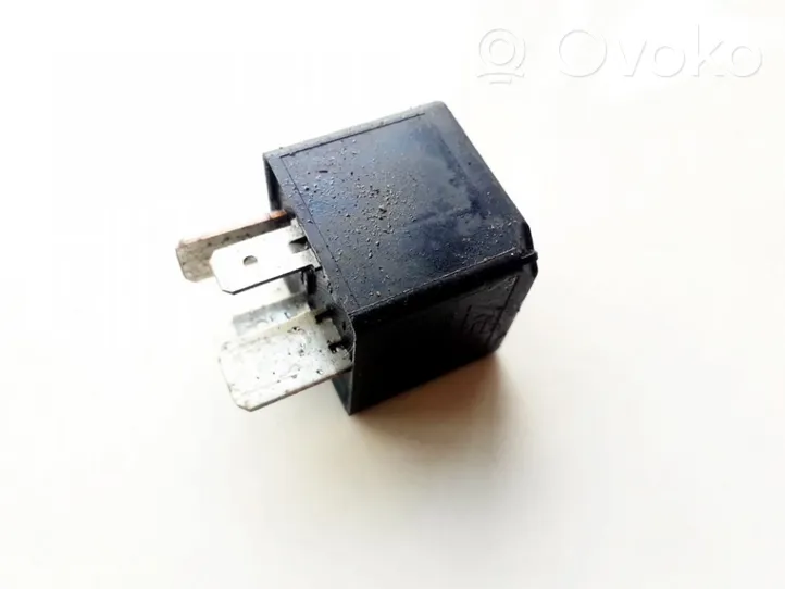 Volkswagen Polo III 6N 6N2 6NF Other relay 7M0951253A