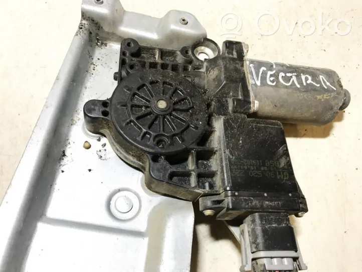 Opel Vectra B Fensterhebermotor Tür vorne 0130821654