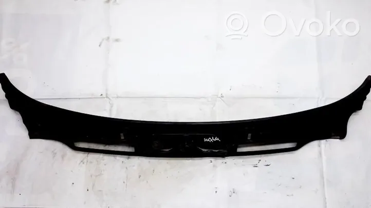 BMW 3 E90 E91 Wiper trim 15677210