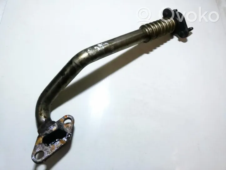 Nissan Primera Tuyau de raccordement solide EGR 