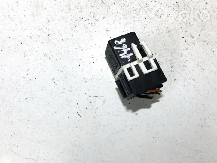 Mercedes-Benz A W168 Other relay a0025421319