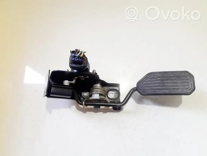 Toyota Avensis T250 Pedal del acelerador 