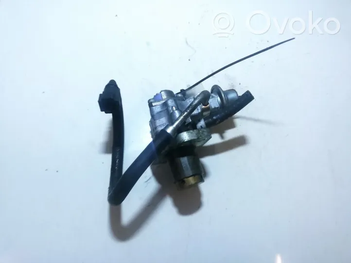 Lexus GS 300 350 430 450H Fuel pressure sensor 2348031011